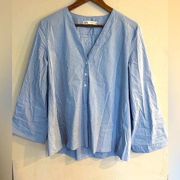 ZARA Women’s Light Blue Striped Wide Sleeve Button Up Blouse Size XS - Picture 1 of 5